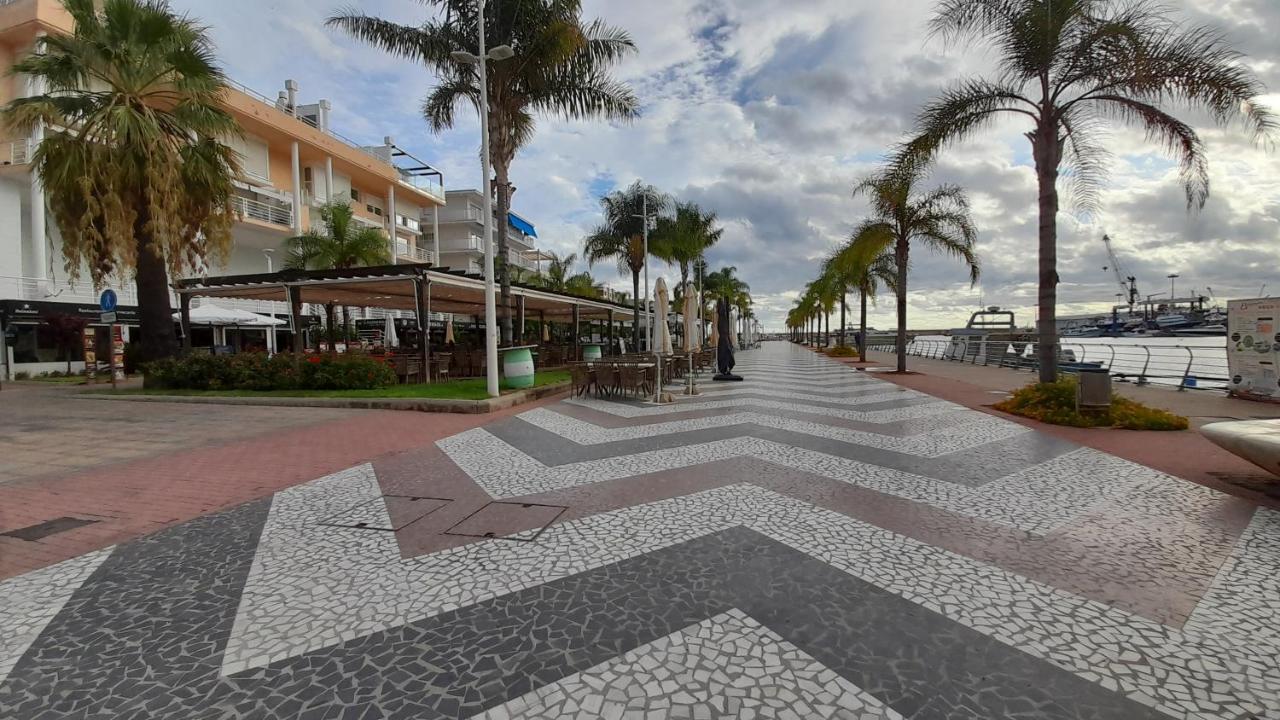 Piso Casa Reina Un Lugar Cerca Del Mar Y El Puerto Lägenhet Gandía Exteriör bild